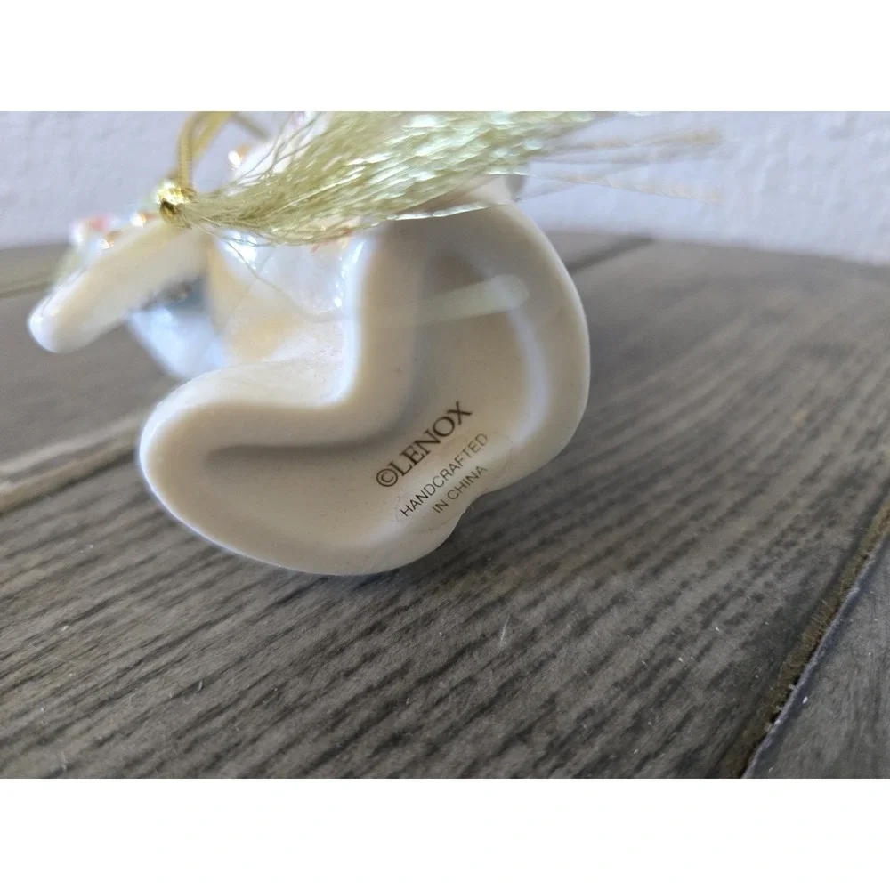 LENOX 2007 Annual Snowman Christmas Ornament SNOWY TREATS #6599609 EXCELLENT